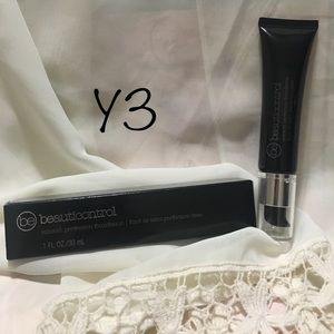 Beauticontrol Smooth Perfect Foundation Y3